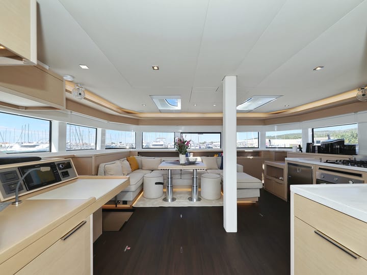  Catamaran Lagoon 55 (2023) voor Charter - Sukosan | #25793 - 7