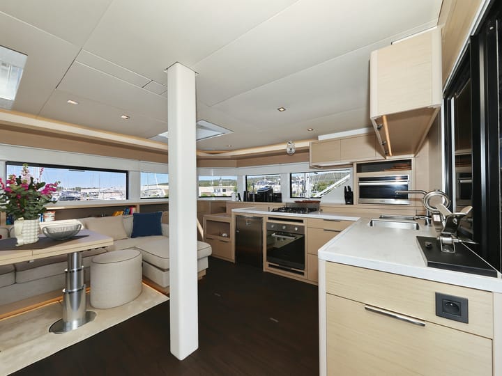  Catamaran Lagoon 55 (2023) voor Charter - Sukosan | #25793 - 28