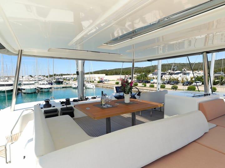  Catamaran Lagoon 55 (2023) voor Charter - Sukosan | #25793 - 11