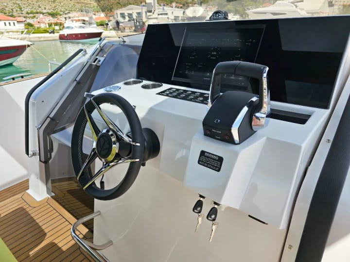 Motorboot Tesoro T40 (2023) für Charter - Seget Donji | #25819 - 8