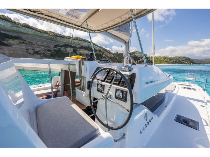  Catamaran Lagoon 38 (2026) voor Charter - Ajaccio | #25830 - 8