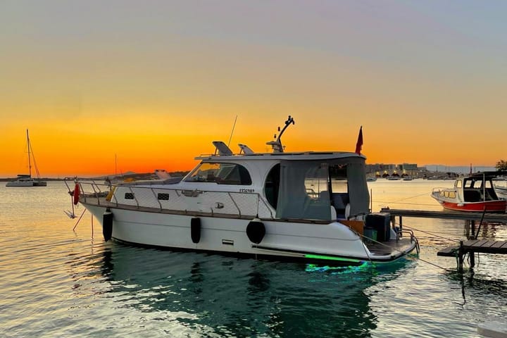 Hecho a medida  Yate a motor (2021) para Charter - Ayvalik | # 25846 - 2