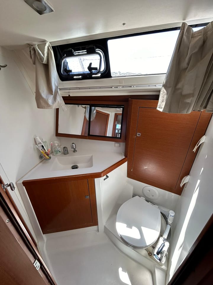Beneteau Oceanis 45 Kiralık Yelkenli (2019) - Göcek | #25873 - 12