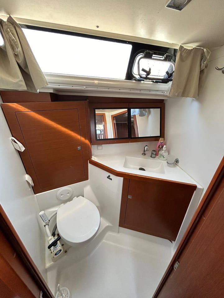 Beneteau Oceanis 45 Kiralık Yelkenli (2019) - Göcek | #25873 - 14