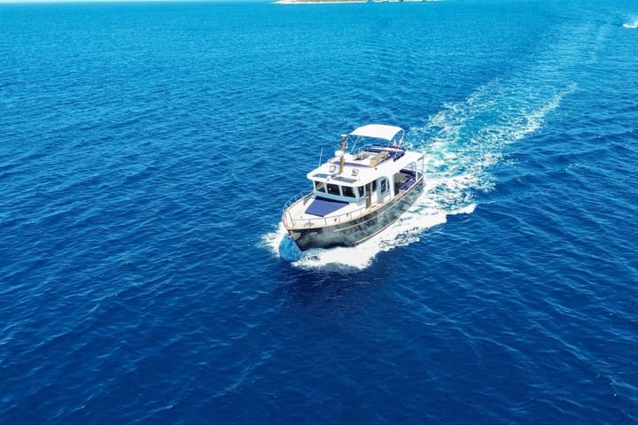 Hecho a medida  Yate a motor (2009) para Charter - Bodrum | # 25876 - 4