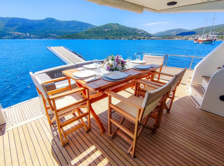 Hecho a medida  Yate a motor (2015) para Charter - Bodrum | # 25881 - 7