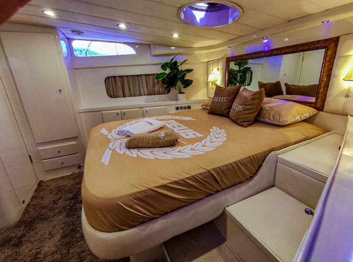 Hecho a medida  Yate a motor (2015) para Charter - Bodrum | # 25881 - 11
