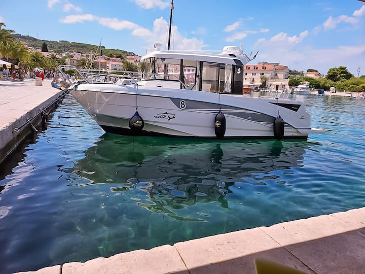 Beneteau Barracuda 8 Kiralık Sürat Teknesi (2026) - Split | #25940 - 15