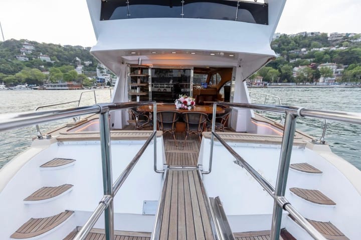 Yacht à moteur VIP VIP (2005) pour Charter - Kurucesme | #25950 - 4