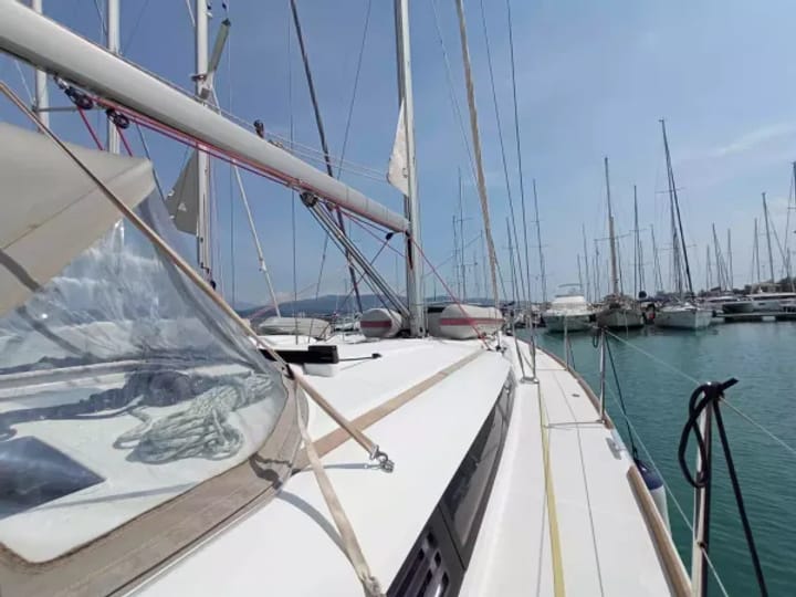  Velero Jeanneau Sun Odyssey 439 (2014) para Charter - Lefkada | #2600 - 3