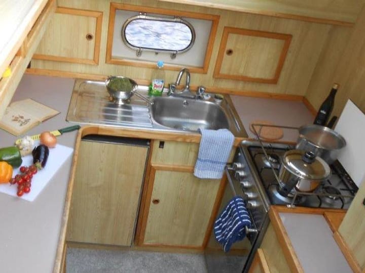 Custom Made Motorboat (1991) for Charter - Spean Bridge | #26078 - 7