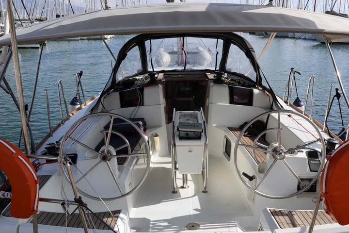  Velero Jeanneau Sun Odyssey 379 (2014) para Charter - Atenas | #2609 - 5