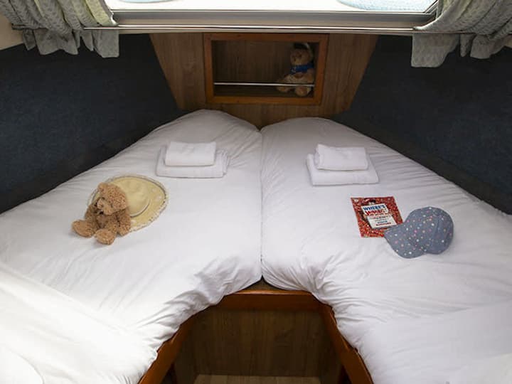 Fait sur mesure Bateau à moteur (2002) for Charter - Decize | #26623 - 5