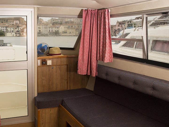 Fait sur mesure Bateau à moteur (1998) for Charter - Jarnac | #26733 - 2