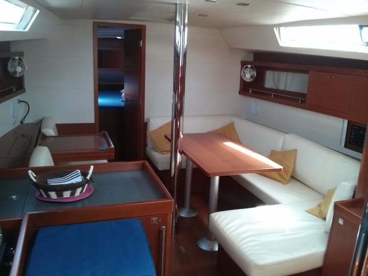 Sailboat Beneteau Oceanis 41 (2013) for Charter - Gouvia | #2679 - 4