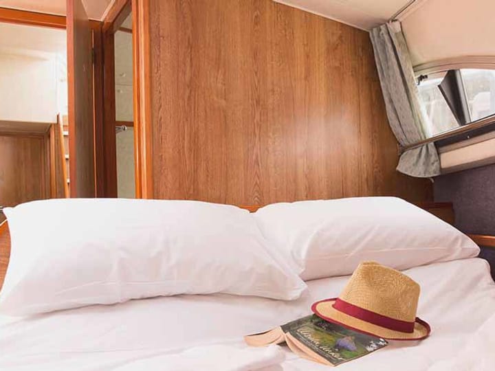 Custom Made Motorboat (2001) for Charter - Fontenoy-le-Château | #26803 - 3