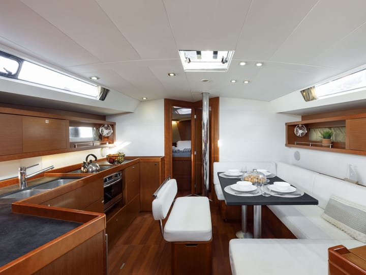  Velero Beneteau Oceanis 45 (2015) para Charter - Kos | #2687 - 2
