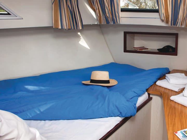 Custom Made Motorboat (1985) for Charter - Migennes | #26878 - 2