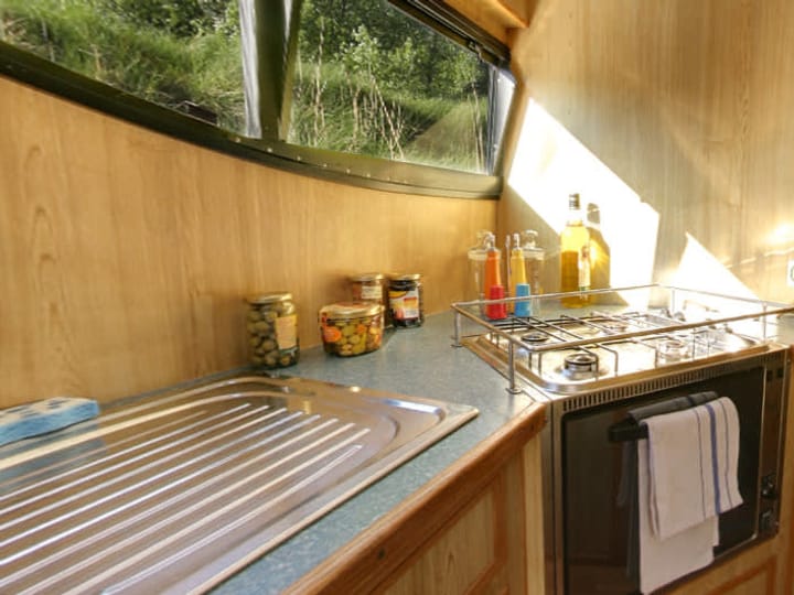 Custom Made Motorboat (2000) for Charter - Migennes | #26912 - 3