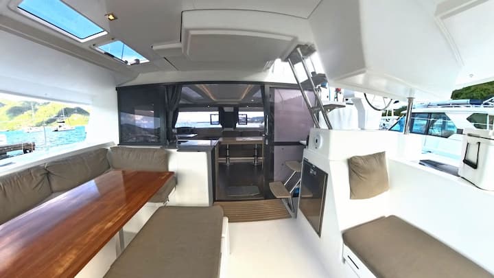  Catamaran Fountaine Pajot Helia 44 Evolution (2018) voor Charter - Road Town | #26961 - 23