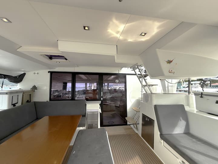  Catamaran Fountaine Pajot Saona 47 (2020) voor Charter - Road Town | #26964 - 10