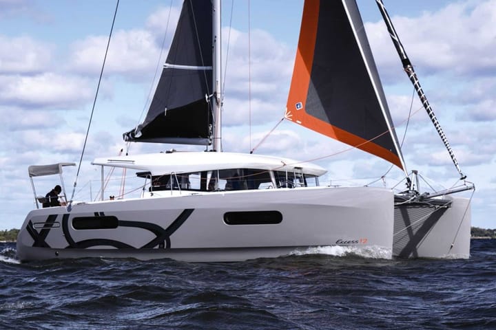 Excess, 12 (2022) - #27010