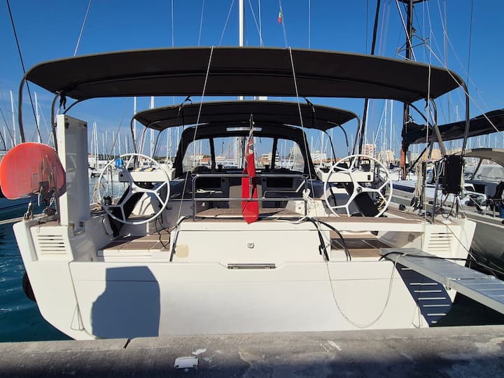  Barca a vela Dufour 530 (2023) per Noleggio, overcloccabile Castiglioncello | #27024 - 3