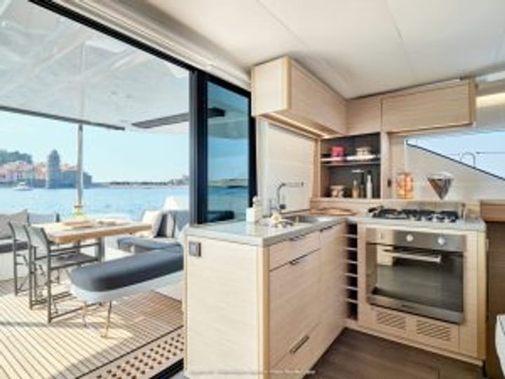  Catamarano Lagoon 51 (2026) per Noleggio, overcloccabile Atene | #27089 - 8