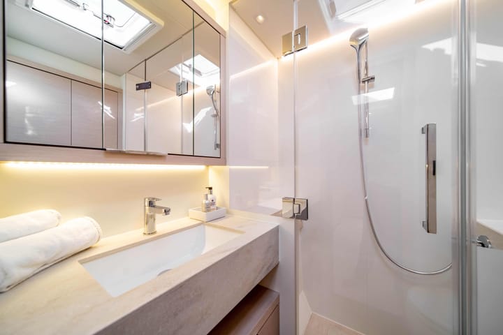 Catamaran Lagoon 55 (2025) pour Charter - Fethiye | #27139 - 8