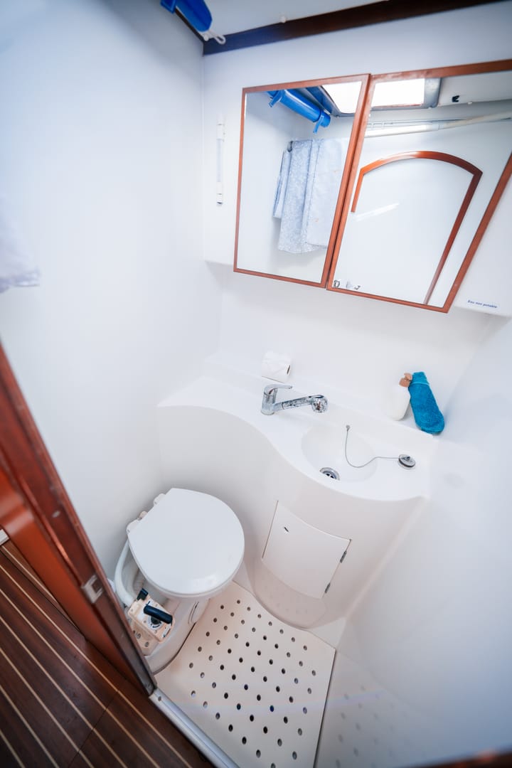 Custom Made Catamaran (2005) for Charter - San Blas Islands | #27165 - 28