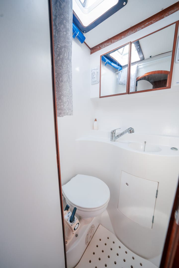 Custom Made Catamaran (2005) for Charter - San Blas Islands | #27165 - 20