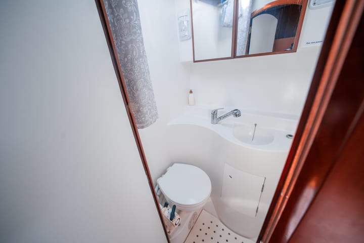 Custom Made Catamaran (2005) for Charter - San Blas Islands | #27165 - 21