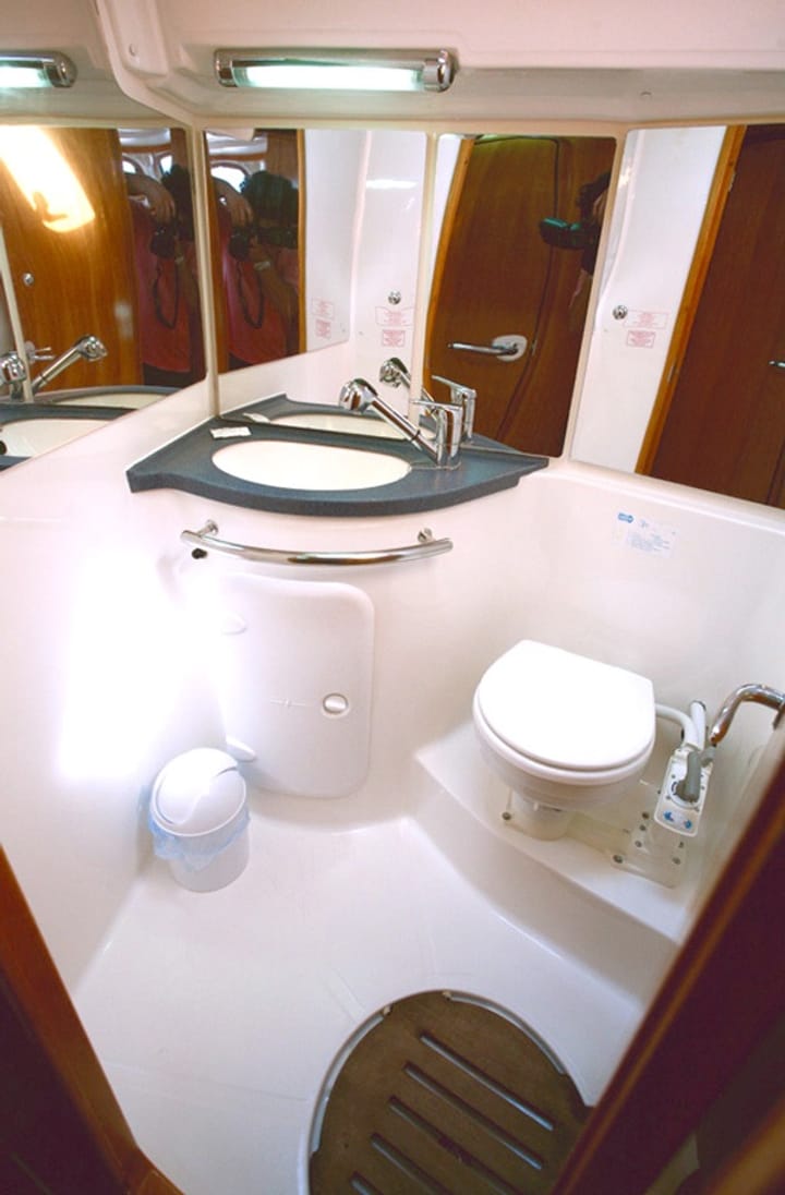 Segelboot Bavaria 46 Cruiser (2006) für Charter - Valletta | #27298 - 10