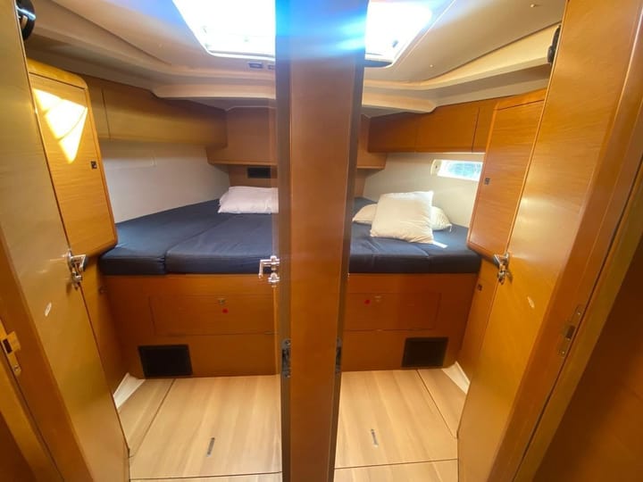  Zeilboot Jeanneau Sun Odyssey 519 (2016) voor Charter - Lavrion | #27372 - 9