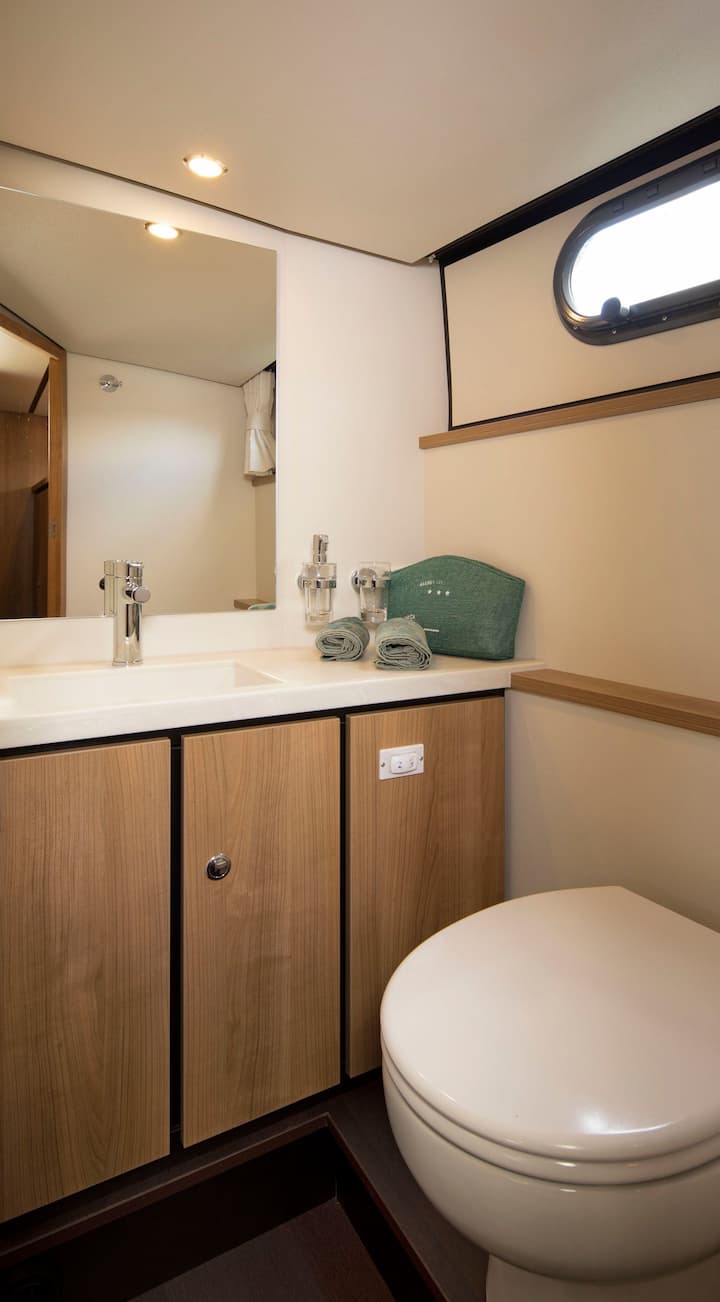  Lancha motora Linssen 35 SL (2025) para Charter - Le Landeron | #27409 - 10