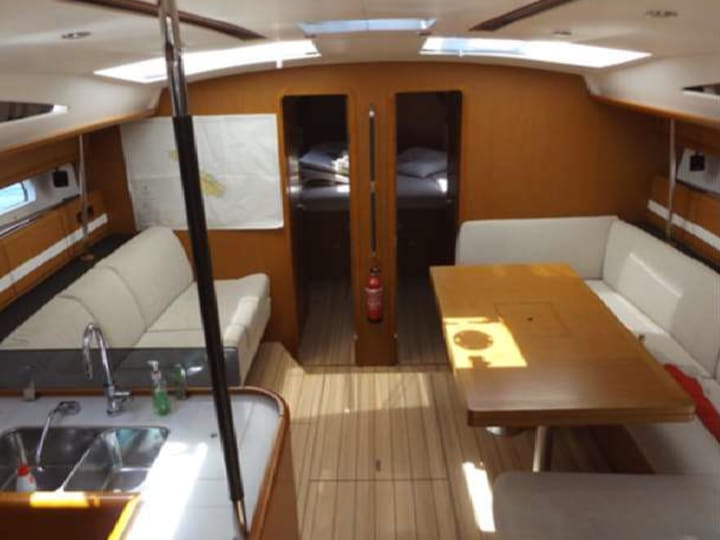 Voilier Jeanneau 53 (2014) pour Charter - Kalkara | #2741 - 2