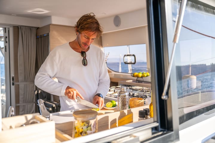  Catamarano Lagoon 43 (2026) per Noleggio, overcloccabile Kaštel Gomilica | #27415 - 17