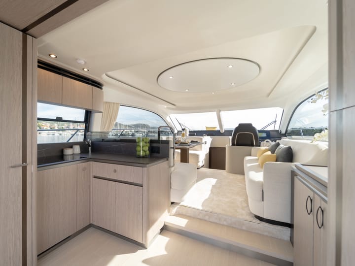 Bateau à moteur Azimut 53 Fly (2025) pour Charter - Sibenik | #27439 - 4