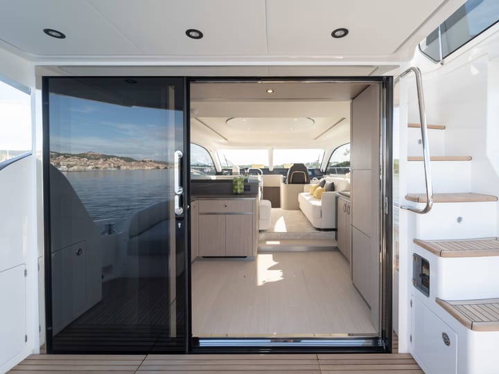 Bateau à moteur Azimut 53 Fly (2025) pour Charter - Sibenik | #27439 - 6