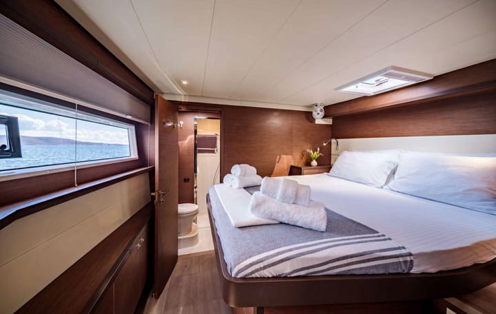  Catamaran Lagoon 52 Fly (2021) voor Charter - Lavrion | #27490 - 8