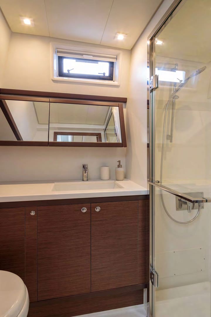  Catamaran Lagoon 52 Fly (2021) voor Charter - Lavrion | #27490 - 4