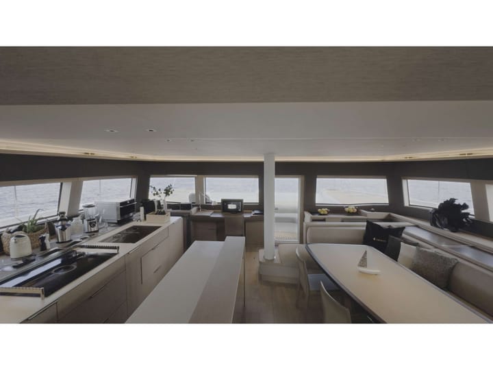  Catamaran Lagoon Sixty 5 (2024) voor Charter - Kaštel Gomilica | #27503 - 2