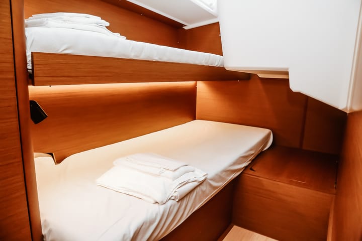  Barca a vela Jeanneau Sun Loft 47 (2022) per Noleggio, overcloccabile Portisco | #27522 - 6