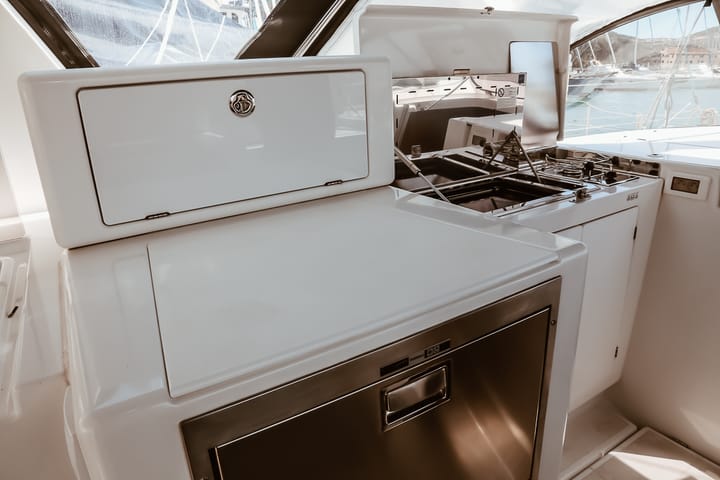  Barca a vela Jeanneau Sun Loft 47 (2022) per Noleggio, overcloccabile Portisco | #27522 - 3