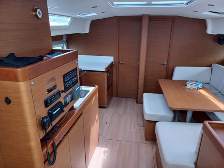  Barca a vela Jeanneau Sun Odyssey 490 (2019) per Noleggio, overcloccabile Portisco | #27526 - 5