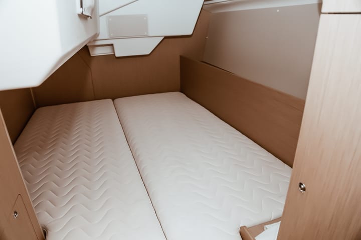  Barca a vela Beneteau Oceanis 38.1 (2021) per Noleggio, overcloccabile Punta Ala | #27545 - 3