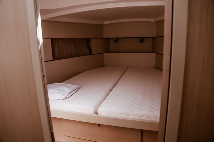  Barca a vela Beneteau Oceanis 38.1 (2021) per Noleggio, overcloccabile Punta Ala | #27545 - 5