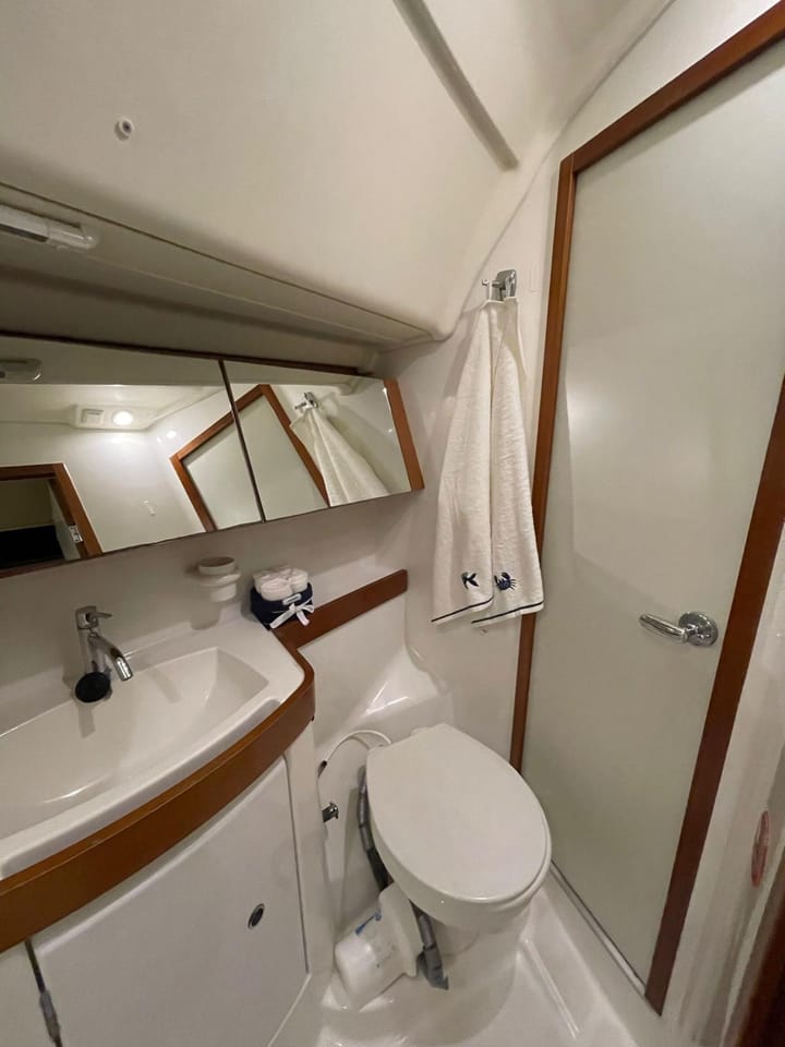  Barca a vela Beneteau Oceanis 43 (2008) per Noleggio, overcloccabile Bodrum | #27548 - 9