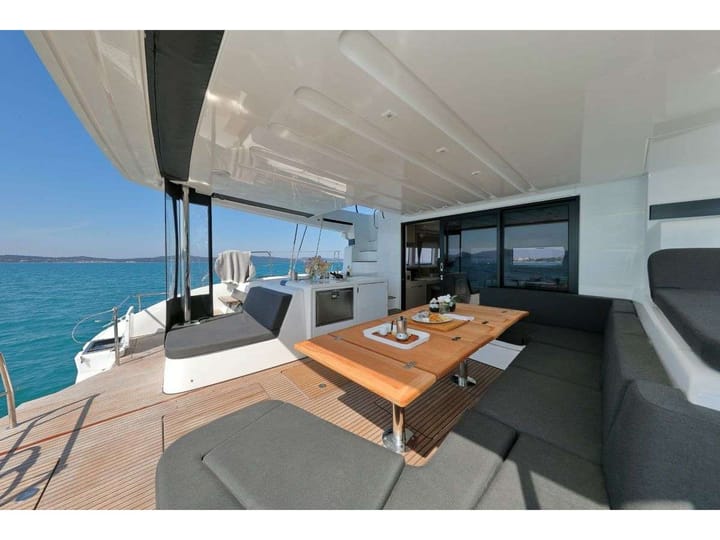  Catamarano Lagoon 55 (2024) per Noleggio, overcloccabile Kaštel Gomilica | #27549 - 2