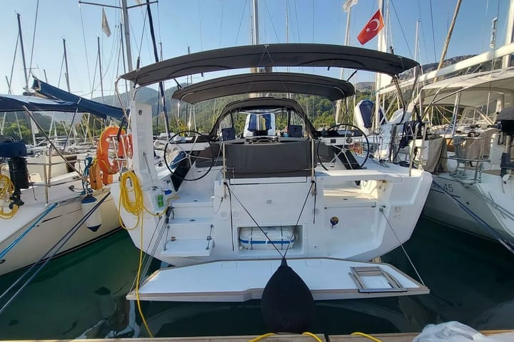 Dufour, 41 (2024) - #27573